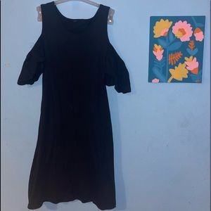 Color: Black Size: Small